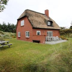 Holiday Home Lioba - 400m from the sea in Western Jutland by Interhome