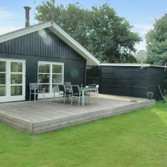 Holiday Home Swaantje - 400m from the sea in Western Jutland by Interhome