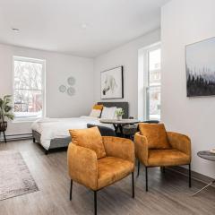 Amazing New Apartment Close to Mount Royal Le Plateau by Denstays