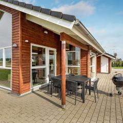 Holiday Home Cristine - 400m from the sea in Western Jutland by Interhome