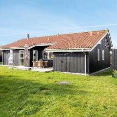 Holiday Home Oskar - 200m from the sea in NW Jutland by Interhome