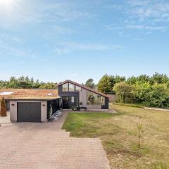 Holiday Home Torsti - 400m from the sea in NW Jutland by Interhome
