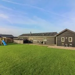 Holiday Home Nehat - 300m from the sea by Interhome