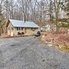 Pocono Home with Fire Pit 1 Mi to State Forest!