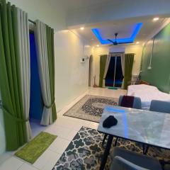 ANNAJAH MUSLIM PRIVATE POOL HOMESTAY