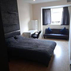 Apartment in Boxmoor Hemel hempstead Hertfordshire near Harry Potter