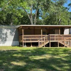 Fishermans Retreat with Patio at Lake Sam Rayburn