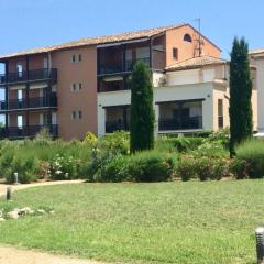 Golfe de saint-tropez a 50 m de la plage