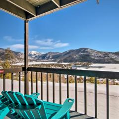 Updated Mtn Condo with Views and Deck Less Than 1 Mi to Lake!