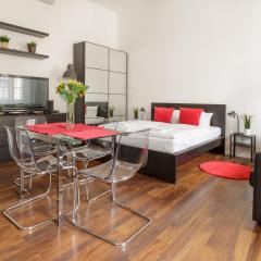 Red Dot Two - new unit in the heart of Party Town