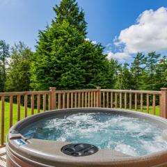 Lord Galloway 37 with Hot Tub