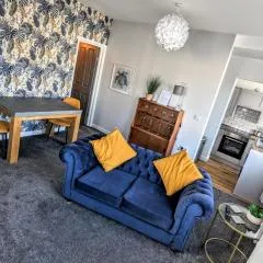 Spacious contemporary apartment