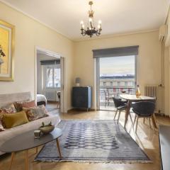 Valaoritou 6os - An aristocratic 1 BR in the hear