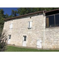 Détente en campagne dans le quercy une Chambre lit double et un matelas d appoint une personne dans le salon