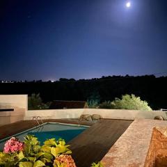 Casinha da Aldeia - country house with swimming pool