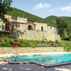 Lovely Home In Dieulefit With Wifi