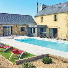 Amazing Home In Guisseny With Wifi, Private Swimming Pool And Outdoor Swimming Pool