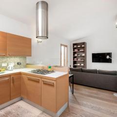 Modern Colosseum Flat