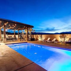 Paradise Village 107 Private Pool, Hot Tub, Pickle-ball, Basketball, Futsal Court, and Game Room