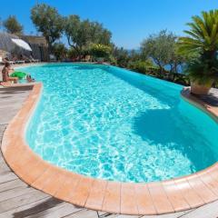 Ferienwohnung in Finale Ligure mit Terrasse, Grill und gemeinsamem Pool