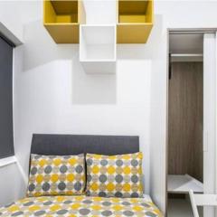 Boutique Modern Hotel Room For Two Near Tube And Bus Stations