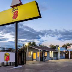 Super 8 by Wyndham Bakersfield CA