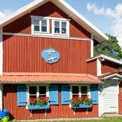 1 Bedroom Nice Apartment In Sjötorp