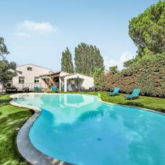 Stunning Home In Malataverne With Outdoor Swimming Pool, 7 Bedrooms And Private Swimming Pool