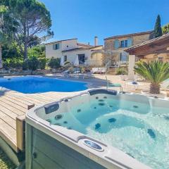 Beautiful Home In Aigues-vives With 3 Bedrooms, Swimming Pool And Jacuzzi