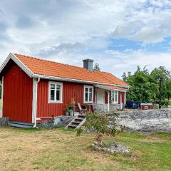 Beautiful Home In Vstervik With Wifi