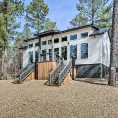 Broken Bow Cabin Luxe Outdoor Area and Hot Tub