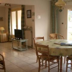 Charmant F2 avec Garage et Terrasse, 3 couchages, proche cures et centre-ville, Amélie-les-Bains - FR-1-703-12