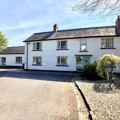 Large Country Farmhouse with Garden and Stream