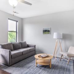 CozySuites MusicRow Astonishing Studio with free parking 52