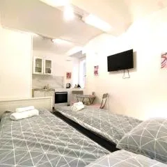Good Vibrations Apartments