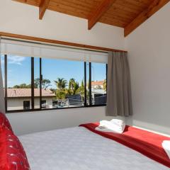 Unit 2 Kaiteri Apartments and Holiday Homes