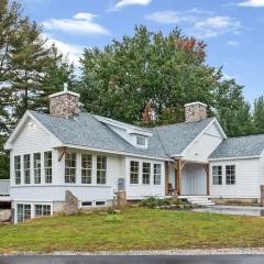 LUXURY on SACO RIVER with HOT TUB & MOUNTAIN VIEWS