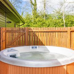 Birch Lodge 20 with Hot Tub
