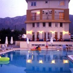 The Prince Inn Hotel & Villas