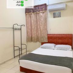 Homestay Kuala Terengganu near Batu Burok, Hospital HSNZ, KTCC Mall, Drawbridge A