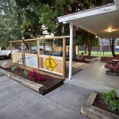 Centrally Located Redmond Retreat with Pool Table