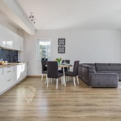 Strzelecka Apartment Center of Kołobrzeg by Noclegi Renters