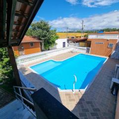 Casa espaçosa e agradável com Piscina