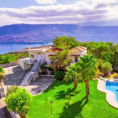 Villa Afroditi in Chania near Airport with Private Pool, Free Wi-Fi, Souda Bay Views, Garden Oasis