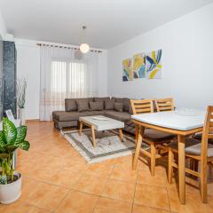 Ajla Apartment