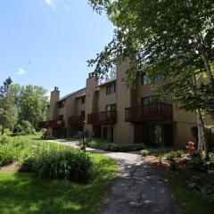 Waterville Valley Pet Friendly Vacation Condo Close To Community Center! - Whb16v