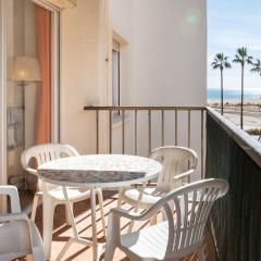 AT129 Apartamento en primera línea de la playa