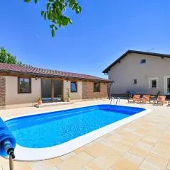 Gorgeous Home In Bjelovar With Sauna
