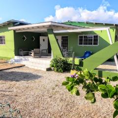 Traditional Aruban Home close to Surfside Beach