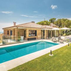 Stunning Home In Alella With Outdoor Swimming Pool